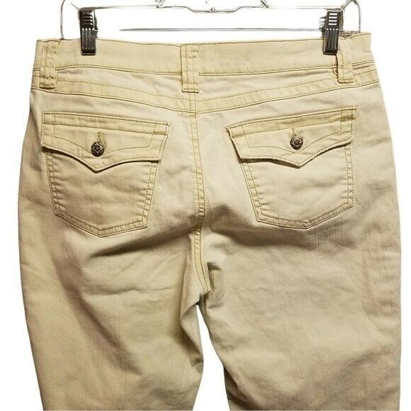 Axcess by Liz Claiborne Womens Size 6 Tan Solid Capri Pants - Picture 3 of 10